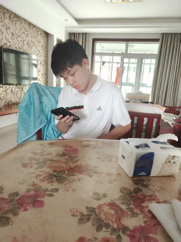 铁在烧的第一张照片--闽清相亲服务中心