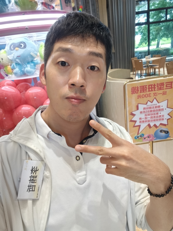銪哲的第一张照片--闽清相亲服务中心