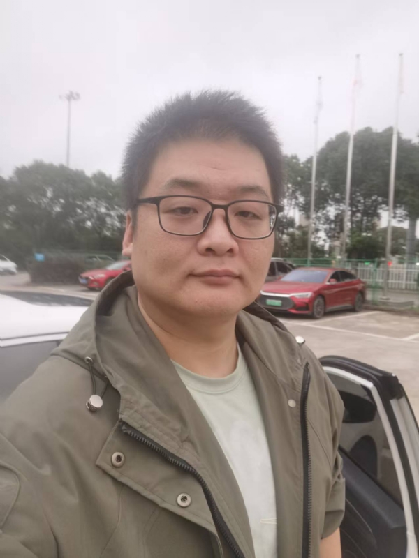 Russell的第一张照片--闽清相亲服务中心